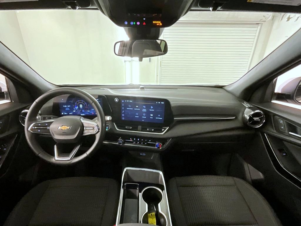 Certified 2025 Chevrolet Equinox LT image 13