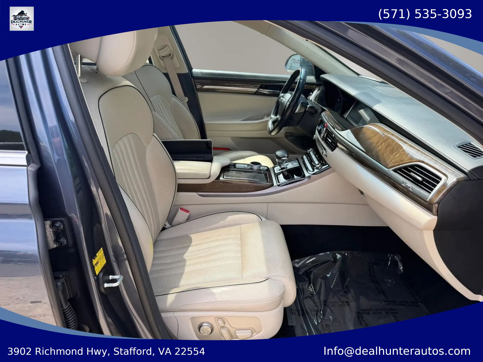 Used 2017 Genesis G90 3.3T Premium AWD/4WD image 17