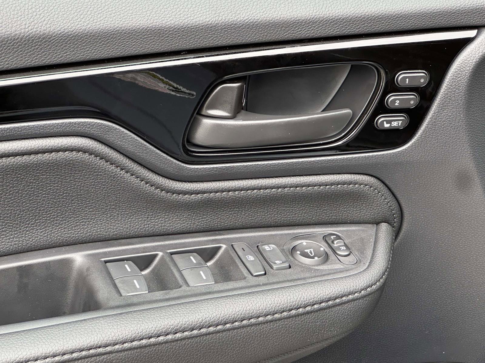 New 2026 Honda Odyssey Touring image 24