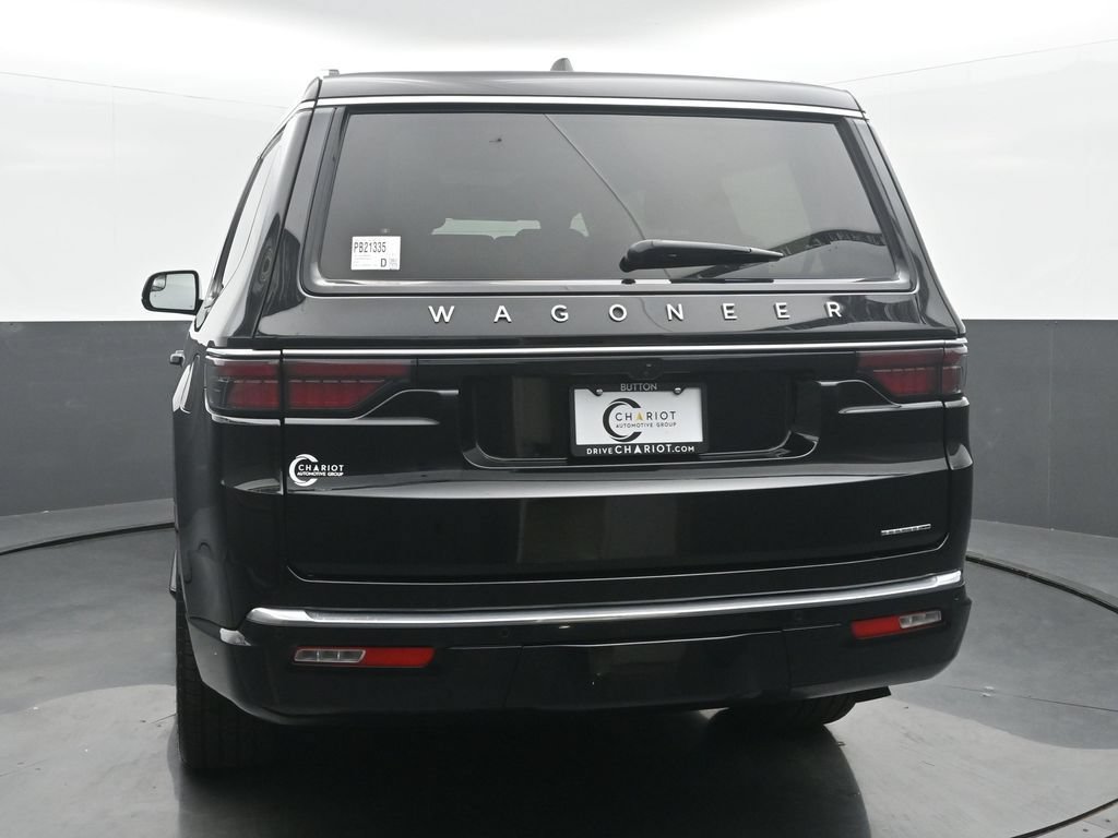 Used 2024 Jeep Wagoneer Series II w/ Premium Group I AWD/4WD image 5