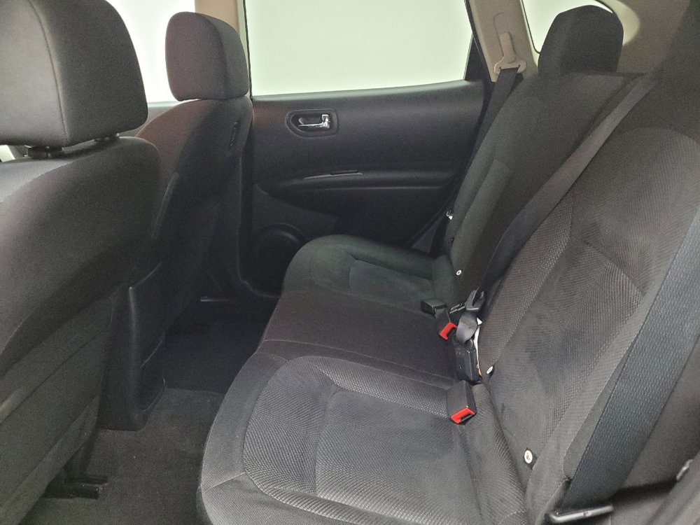 Used 2015 Nissan Rogue S w/ Convenience Package FWD image 18