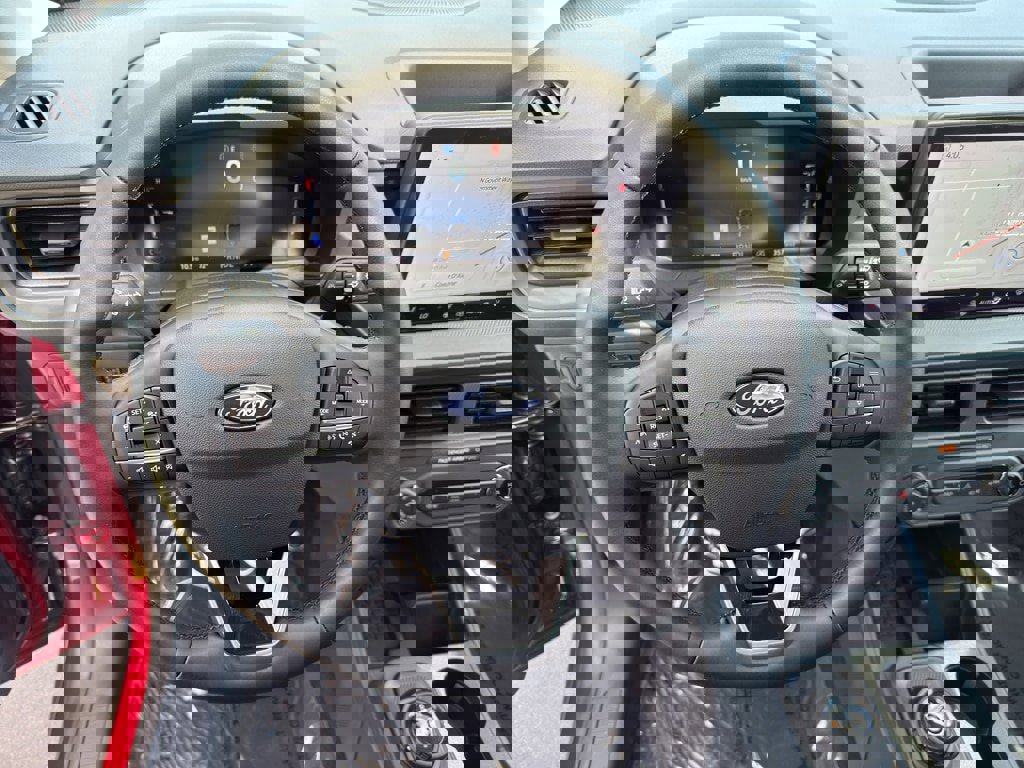 New 2025 Ford Maverick Lariat w/ Black Appearance Package image 17