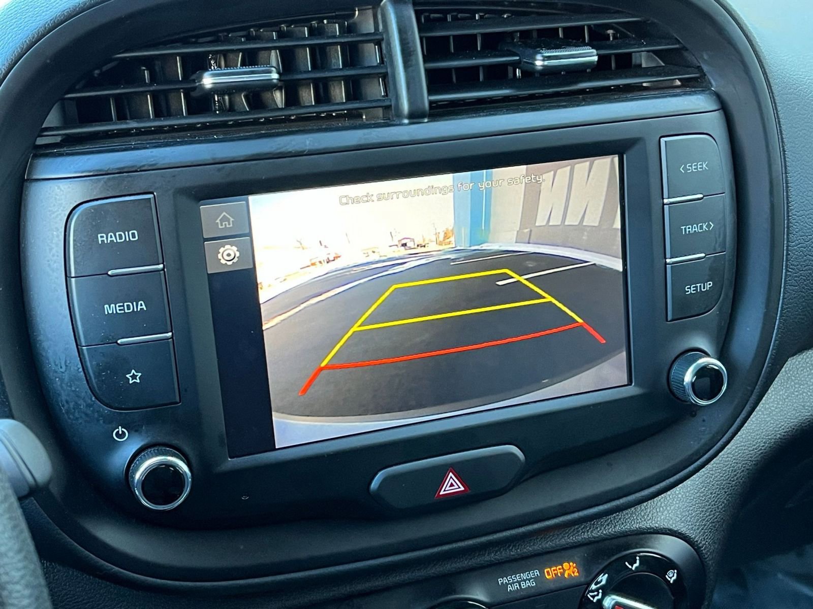 Used 2025 Kia Soul LX w/ LX Technology Package image 21