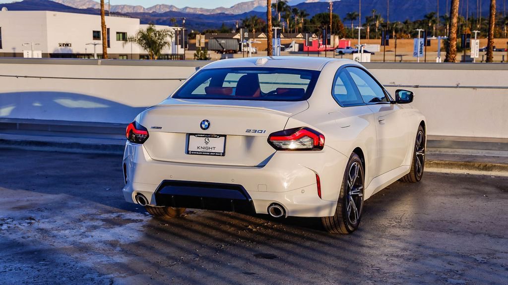 Used 2025 BMW 230i xDrive 230i xDrive w/ M Sport Package image 9