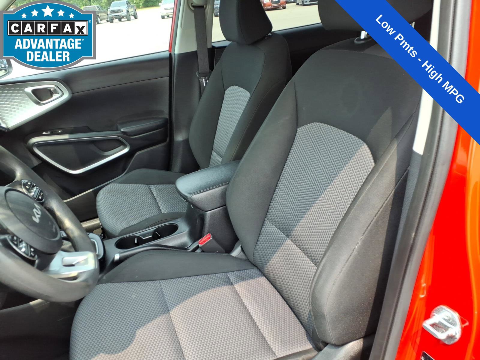 Used 2023 Kia Soul LX FWD image 14