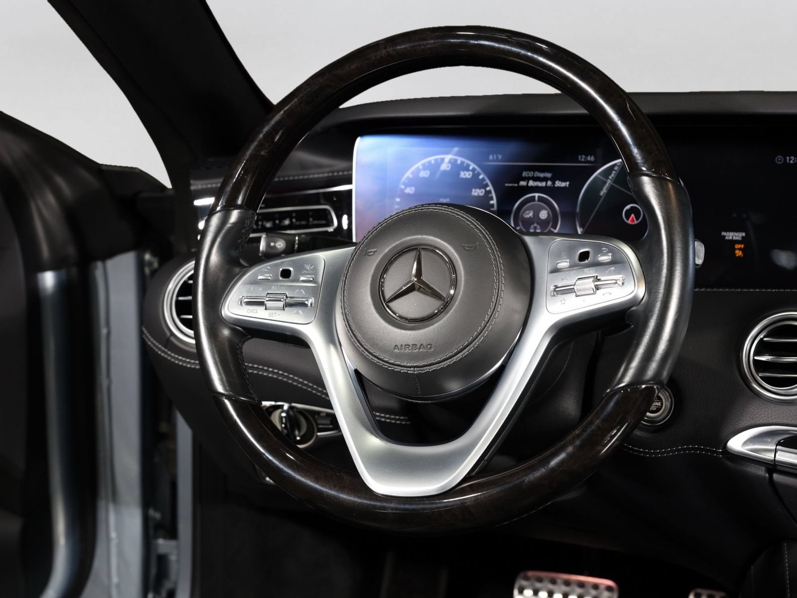 Used 2019 Mercedes-Benz S 560 Cabriolet w/ AMG Line Exterior image 28