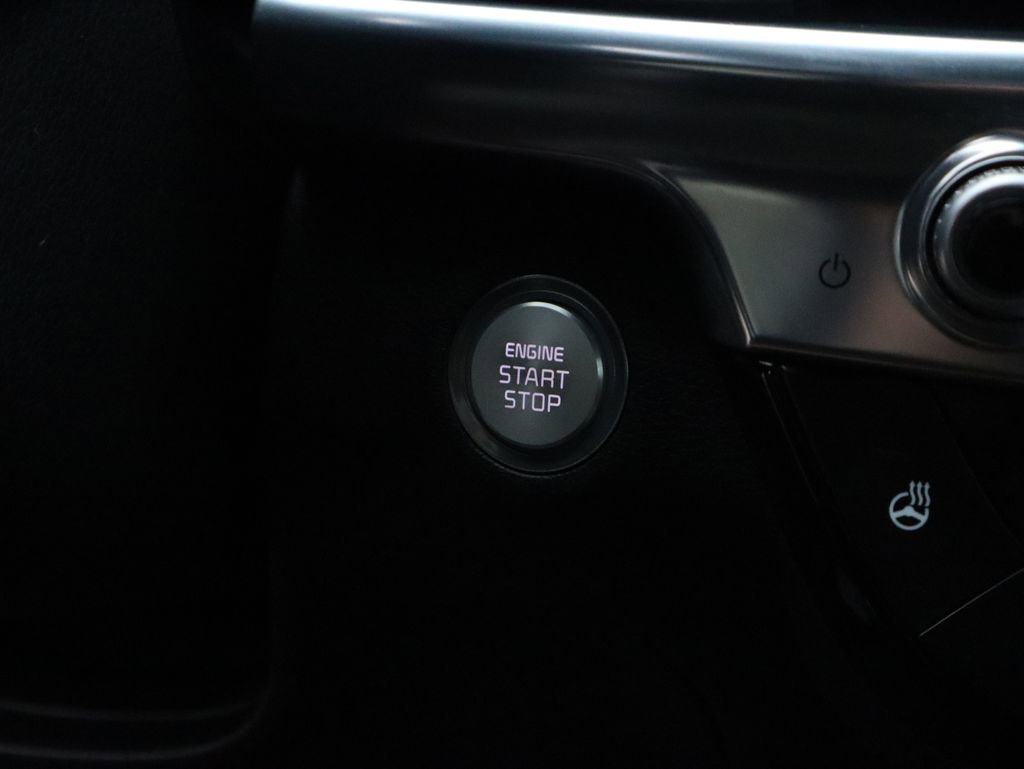 Used 2022 Kia Telluride SX w/ SX Prestige Package image 40