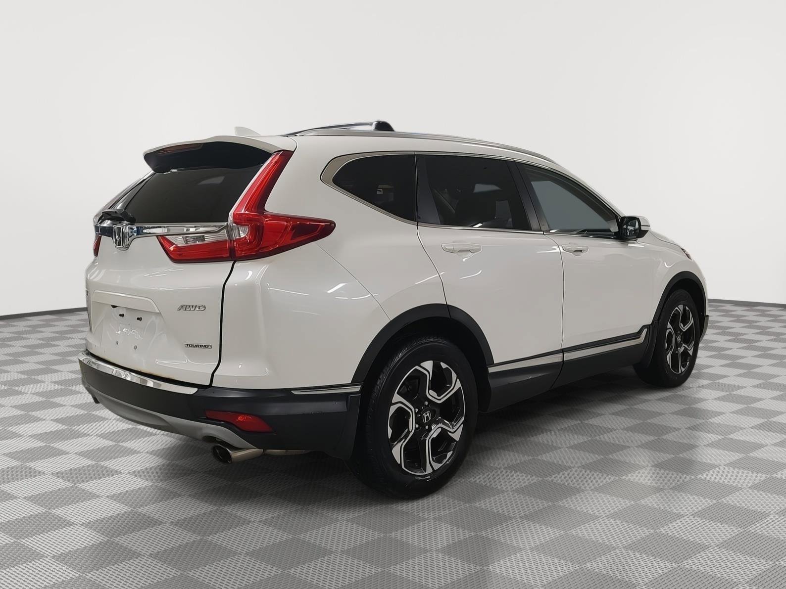 Used 2017 Honda CR-V Touring image 34