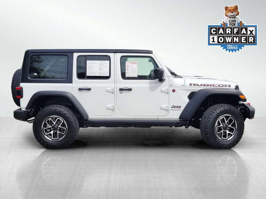 Used 2024 Jeep Wrangler Unlimited Rubicon AWD/4WD image 3