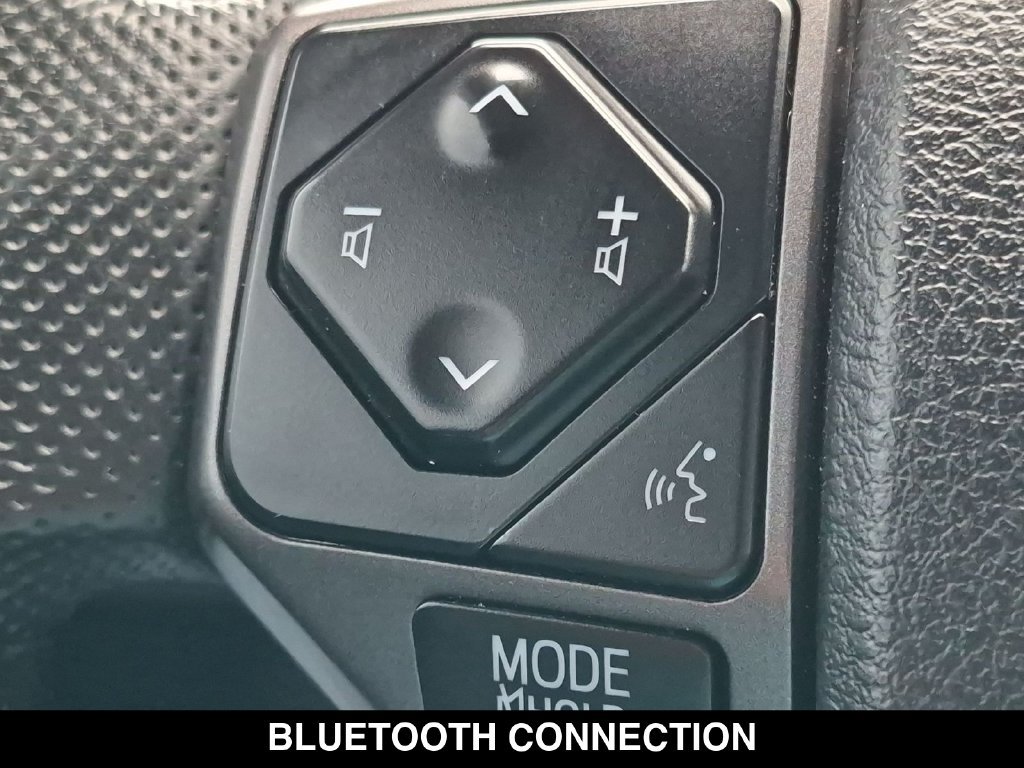 Used 2019 Toyota Tacoma TRD Sport AWD/4WD image 6