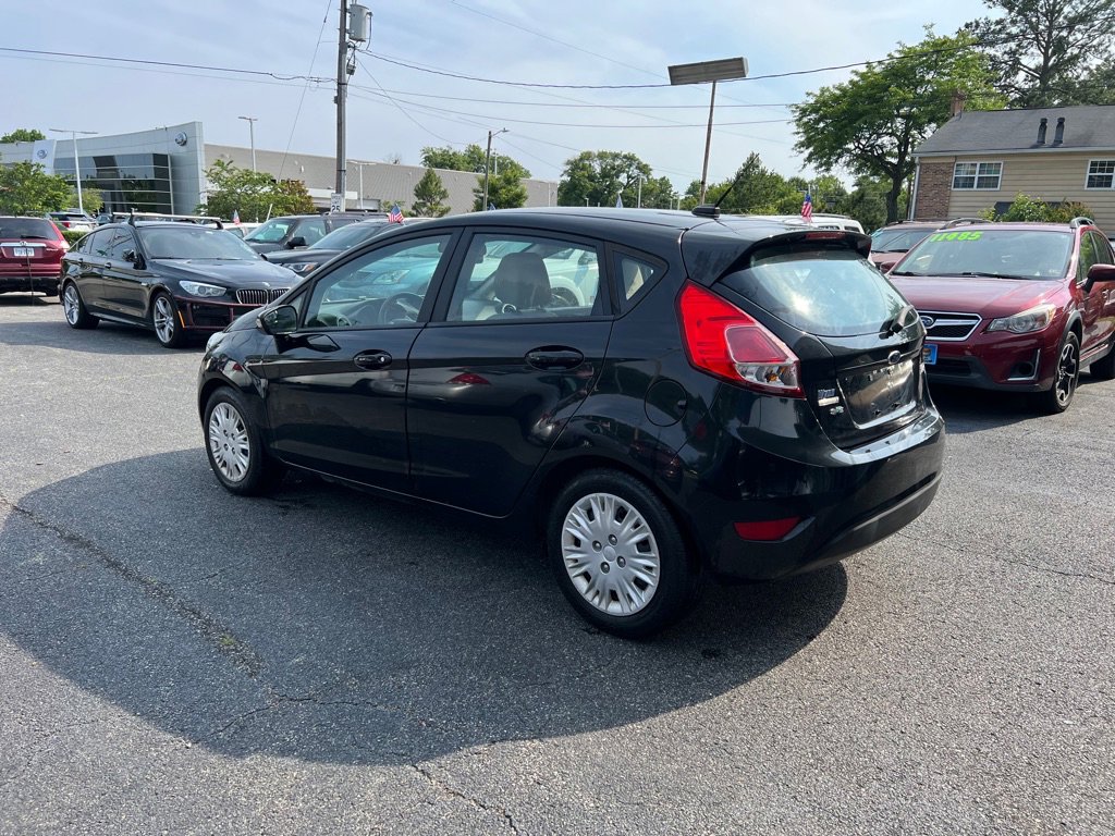 Used 2015 Ford Fiesta SE FWD image 5