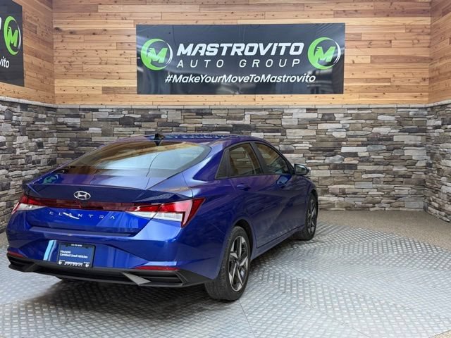 Used 2023 Hyundai Elantra SEL w/ Convenience Package FWD image 11