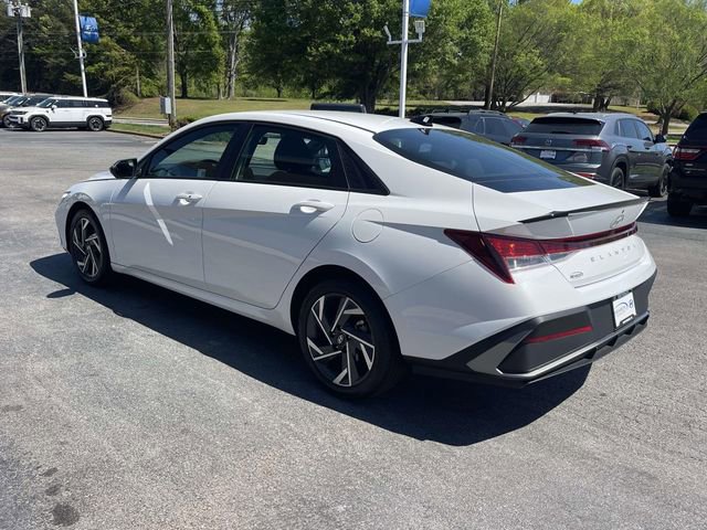 Certified 2025 Hyundai Elantra Sport image 4