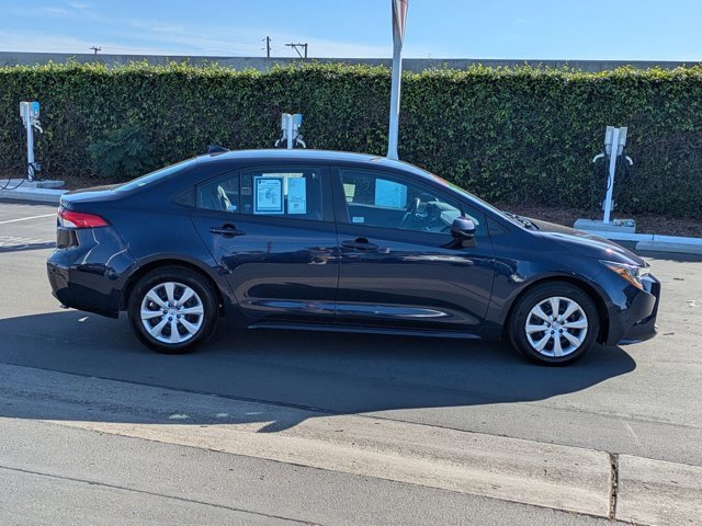 Used 2023 Toyota Corolla LE image 4