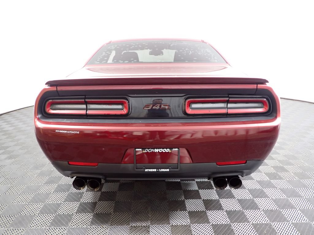 Used 2017 Dodge Challenger R/T RWD image 12