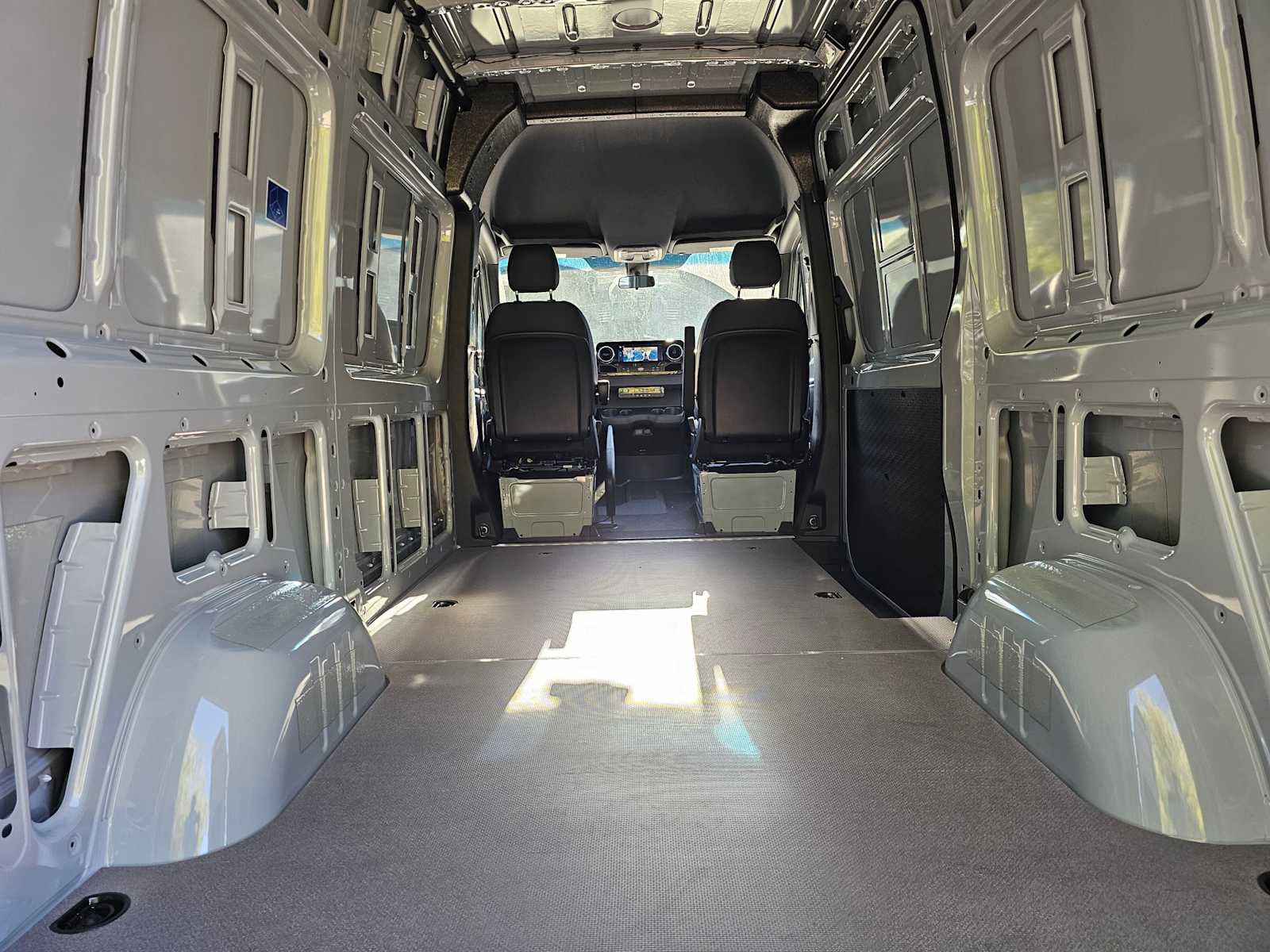 New 2026 Mercedes-Benz Sprinter 2500 image 18