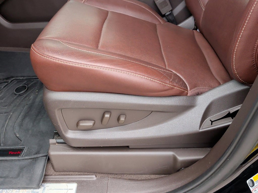 Used 2020 Chevrolet Suburban Premier w/ Max Trailering Package AWD/4WD image 14