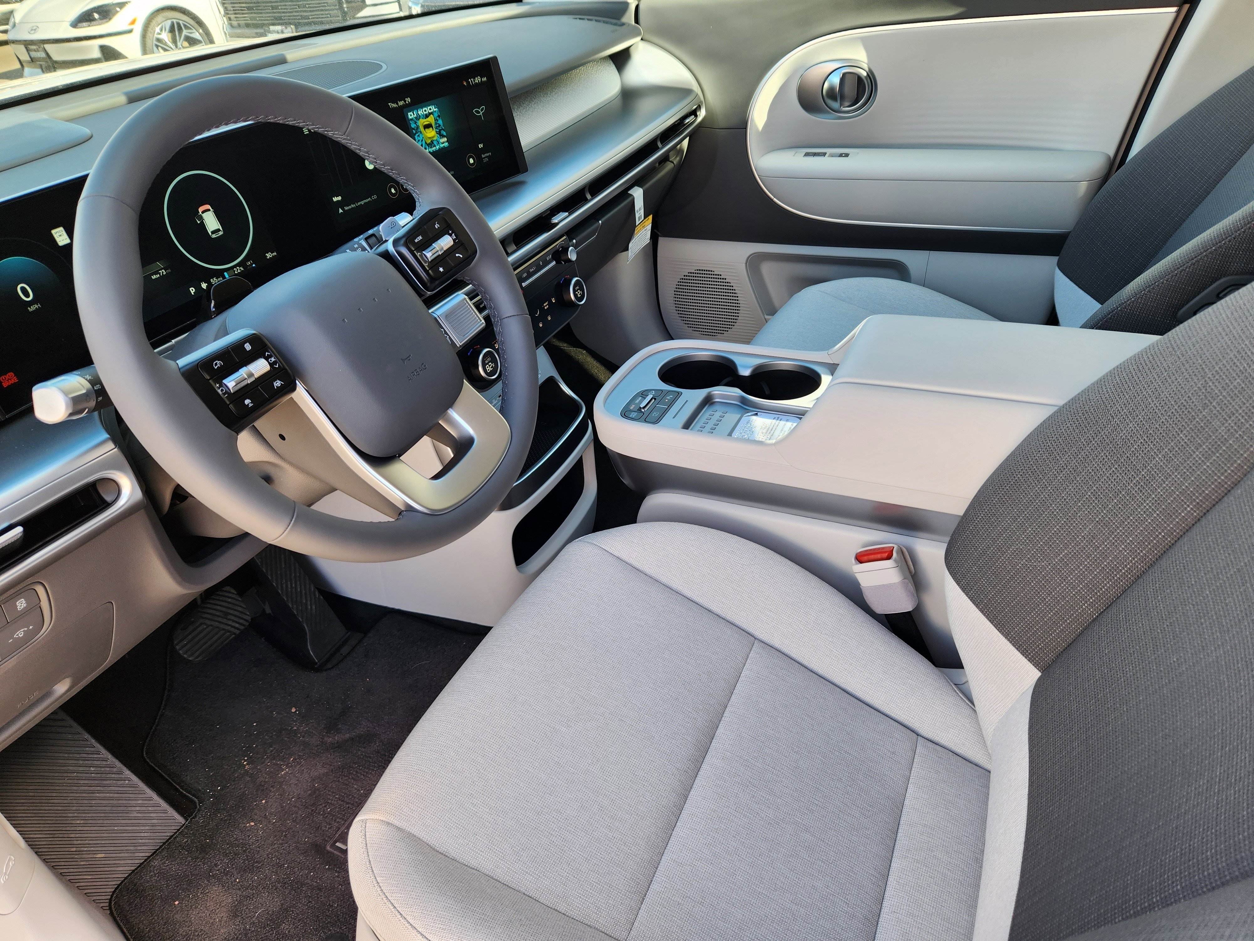 New 2026 Hyundai Ioniq 9 SE image 8