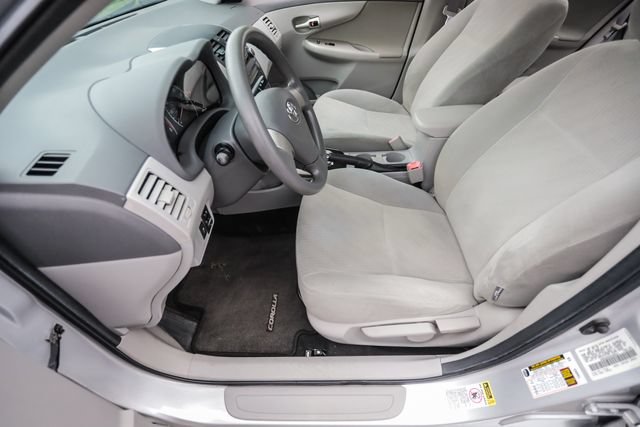 Used 2010 Toyota Corolla LE FWD image 35