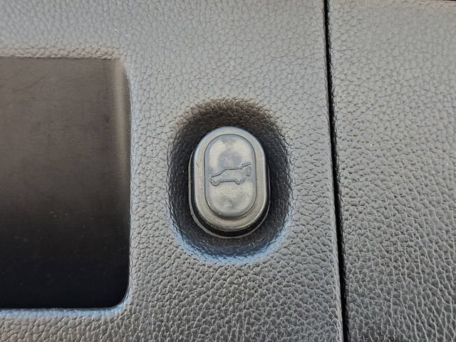 Used 2015 Chevrolet Tahoe LT AWD/4WD image 32