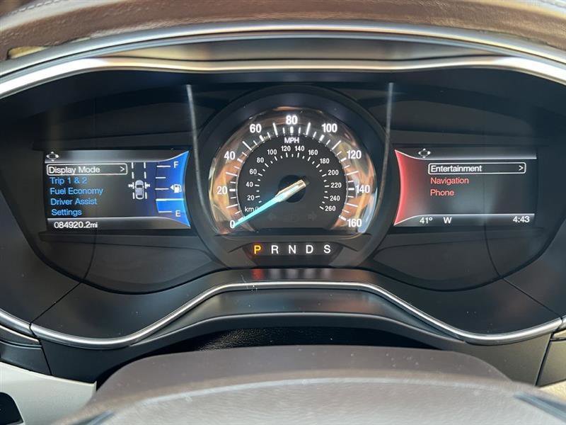 Used 2017 Ford Fusion Platinum image 18