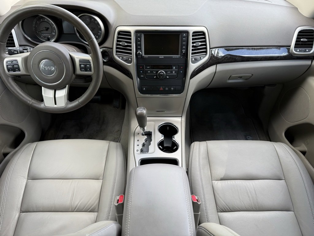 Used 2012 Jeep Grand Cherokee Laredo image 10