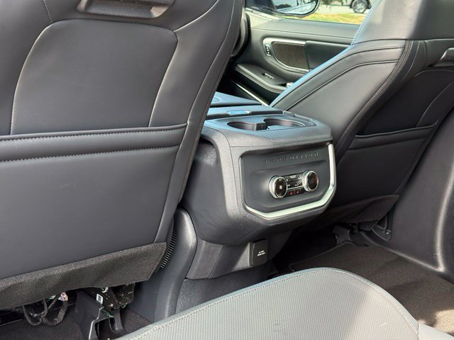 Used 2025 Ford Expedition Platinum w/ Stealth Performance Package AWD/4WD image 25