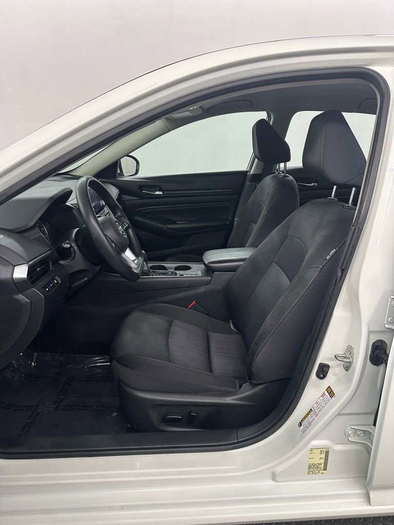 Used 2019 Nissan Altima 2.5 S AWD/4WD image 11