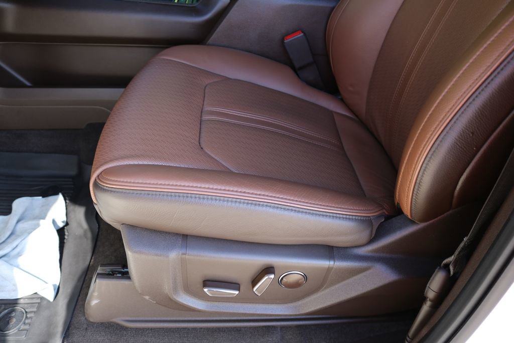 Used 2024 Ford Expedition King Ranch image 15