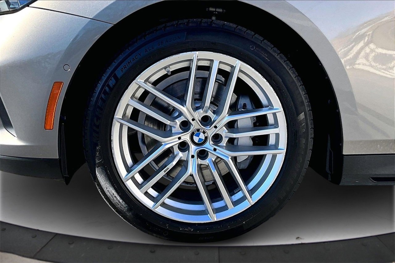 Used 2024 BMW 530i w/ Premium Package image 34