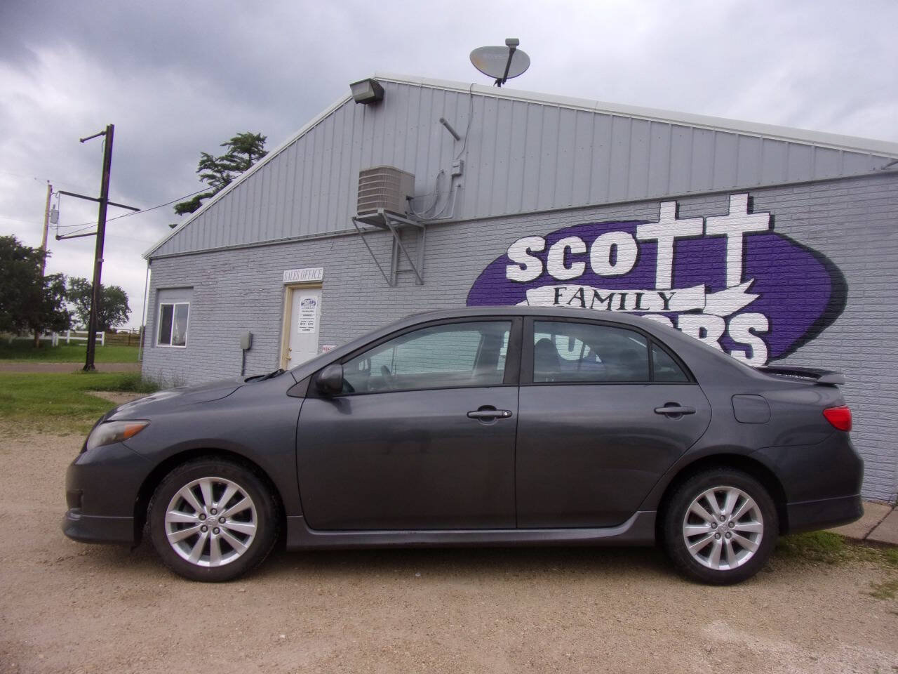 Used 2010 Toyota Corolla S FWD image 1