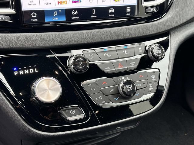 New 2026 Chrysler Voyager LX image 14