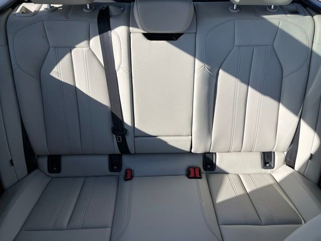 Used 2025 Audi Q6 e-tron Premium Plus w/ Premium Plus AWD/4WD image 19