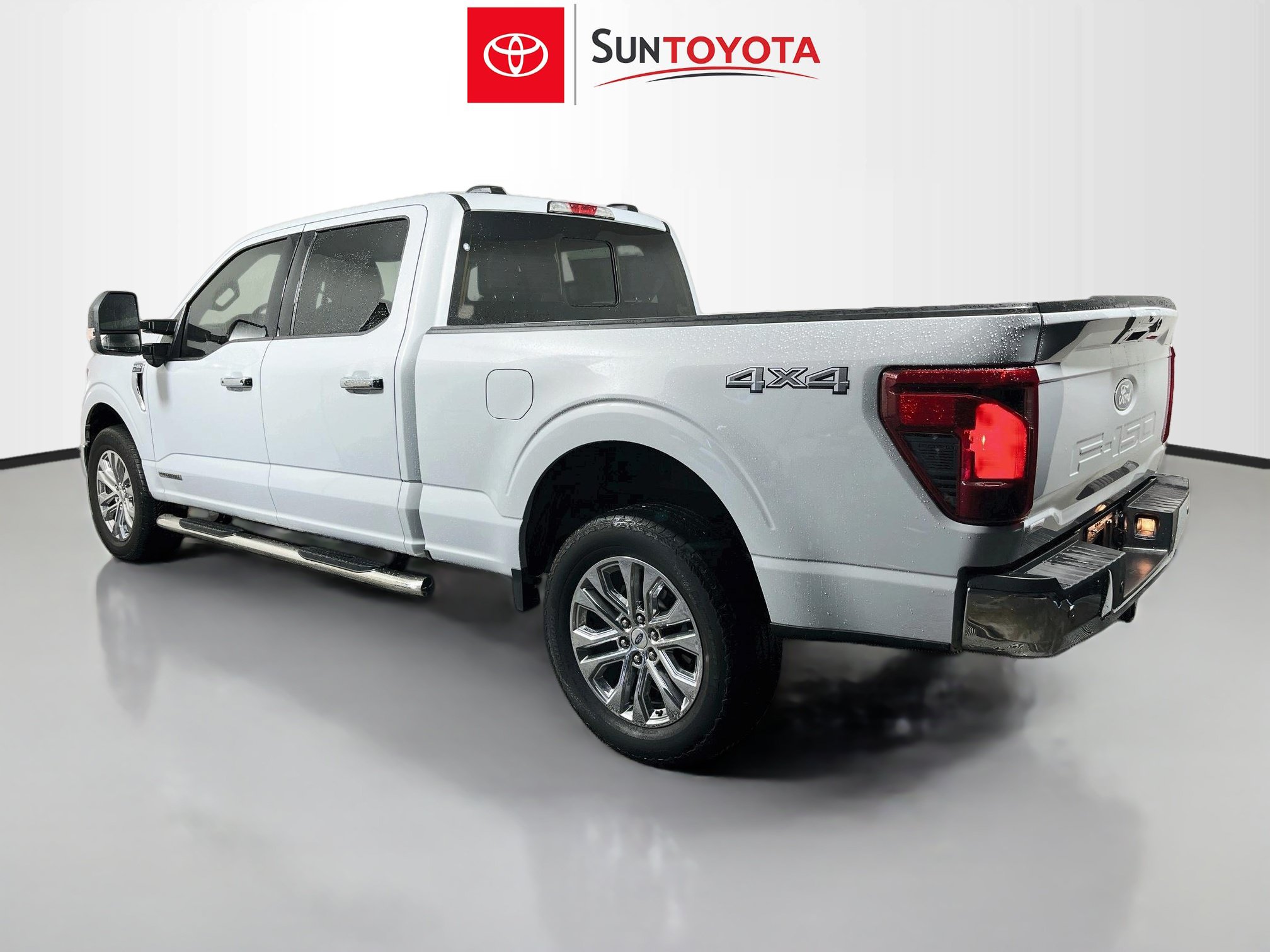 Used 2025 Ford F150 XLT w/ Equipment Group 302A MID AWD/4WD image 6