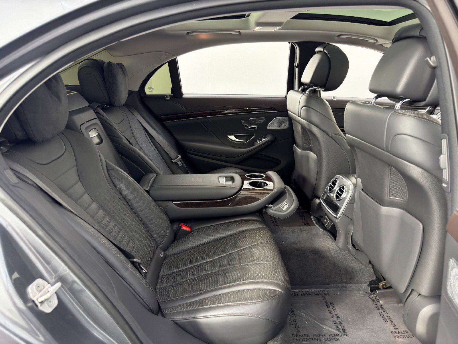 Used 2018 Mercedes-Benz S 560 Sedan image 41