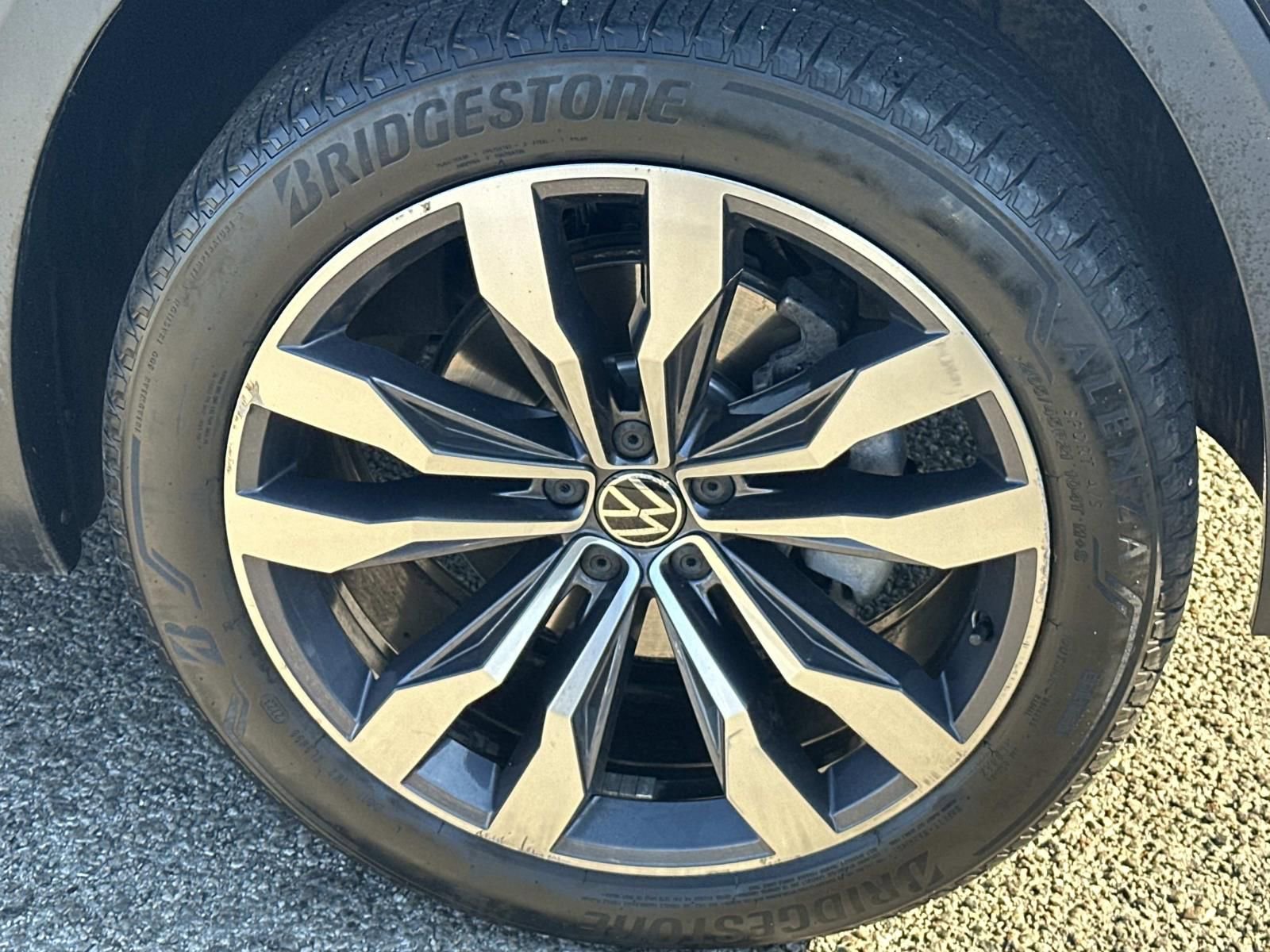 Used 2021 Volkswagen Atlas Cross Sport SEL R-Line image 7