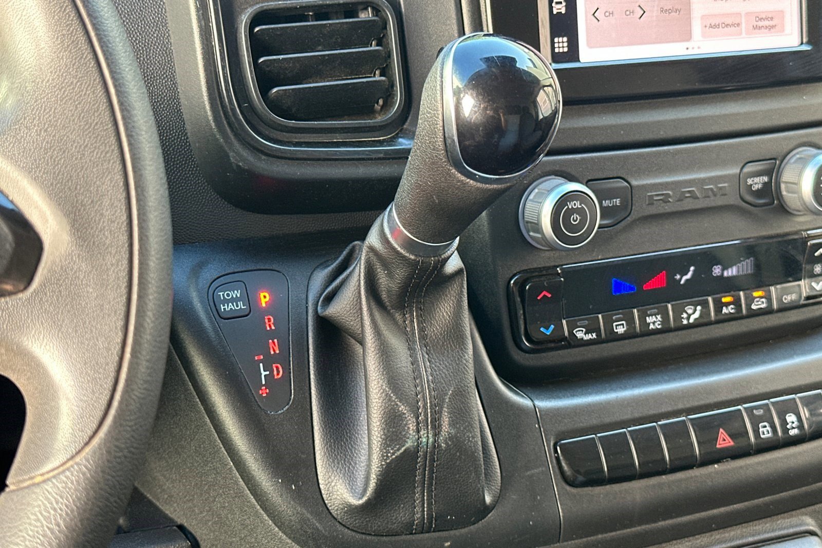 Used 2023 RAM ProMaster 2500 image 17