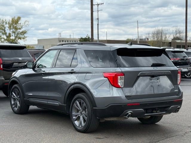Used 2023 Ford Explorer XLT w/ Equipment Group 202A AWD/4WD image 43