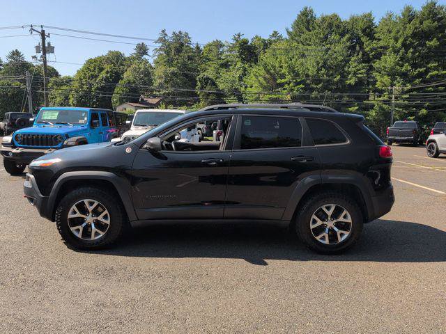 Certified 2018 Jeep Cherokee Trailhawk w/ Quick Order Package 27L AWD/4WD image 9