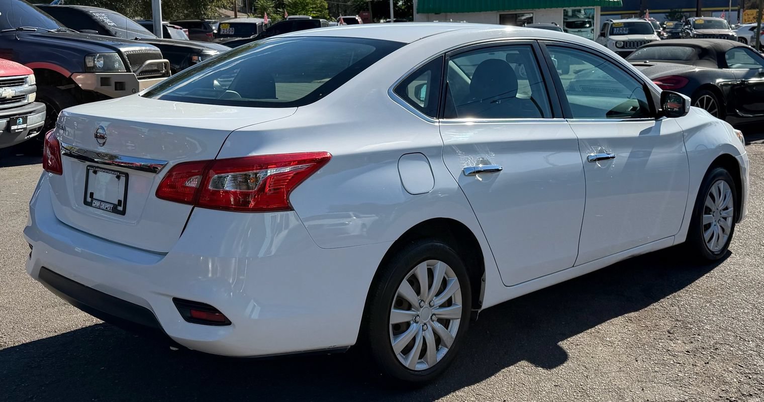 Used 2018 Nissan Sentra S FWD image 3