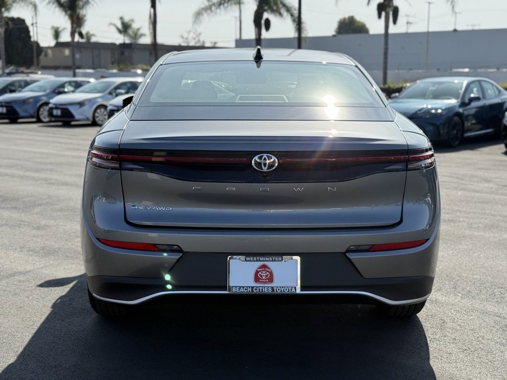 New 2026 Toyota Crown XLE image 10