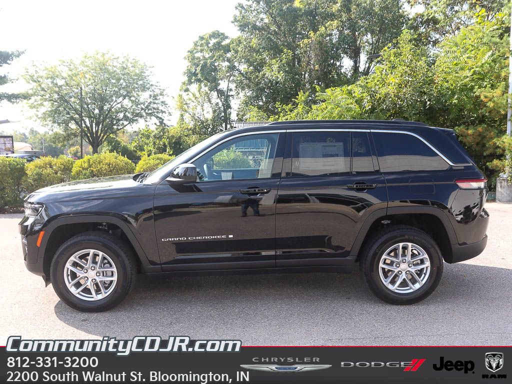 New 2025 Jeep Grand Cherokee Laredo X image 3