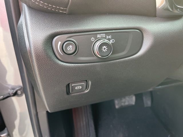 New 2026 Chevrolet Blazer LT w/ Convenience Package image 16