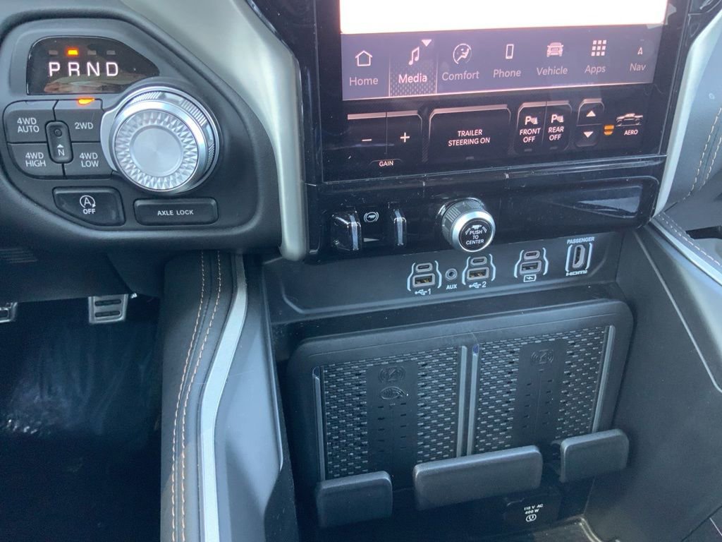 New 2026 RAM 1500 Tungsten w/ Trailer Tow Group image 32