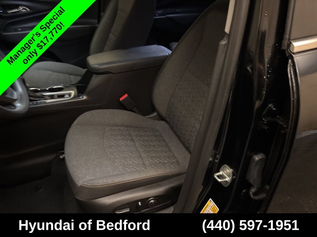 Used 2022 Chevrolet Equinox LT FWD image 12