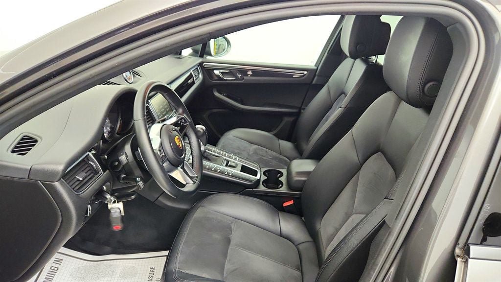 Used 2016 Porsche Macan S AWD/4WD image 19