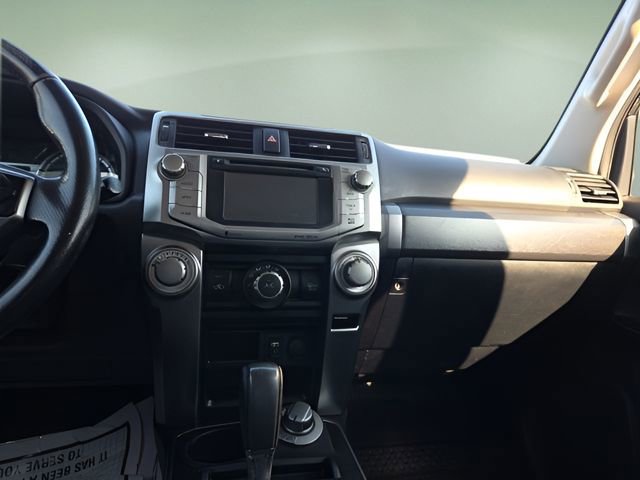 Used 2016 Toyota 4Runner SR5 image 11