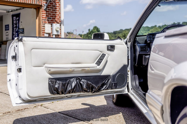 Used 1993 Ford Mustang LX RWD image 41