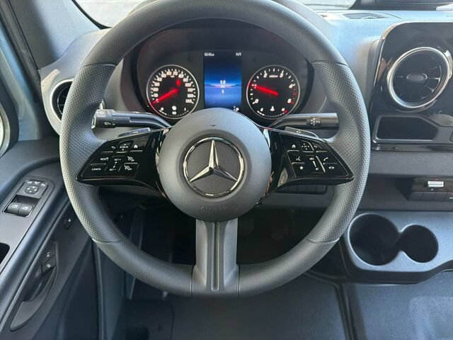 New 2026 Mercedes-Benz Sprinter 2500 image 12