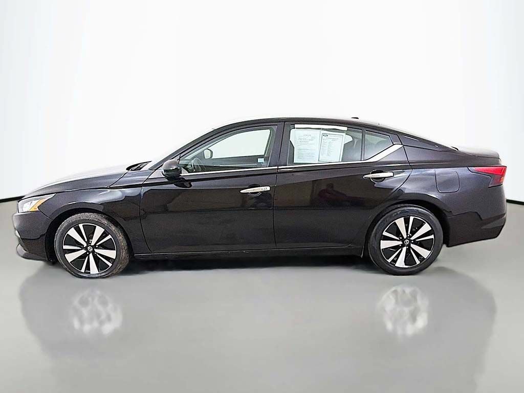 Used 2022 Nissan Altima 2.5 SV FWD image 12